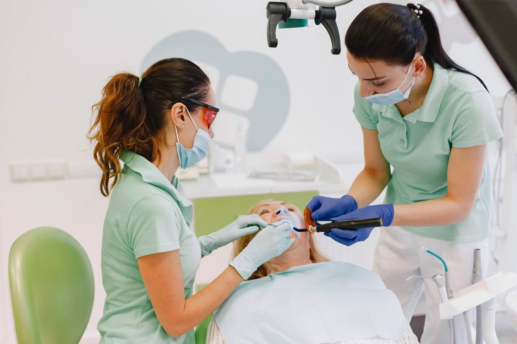 Fájdalommentes érzéstelenítés – NyárFa Dent, Győr