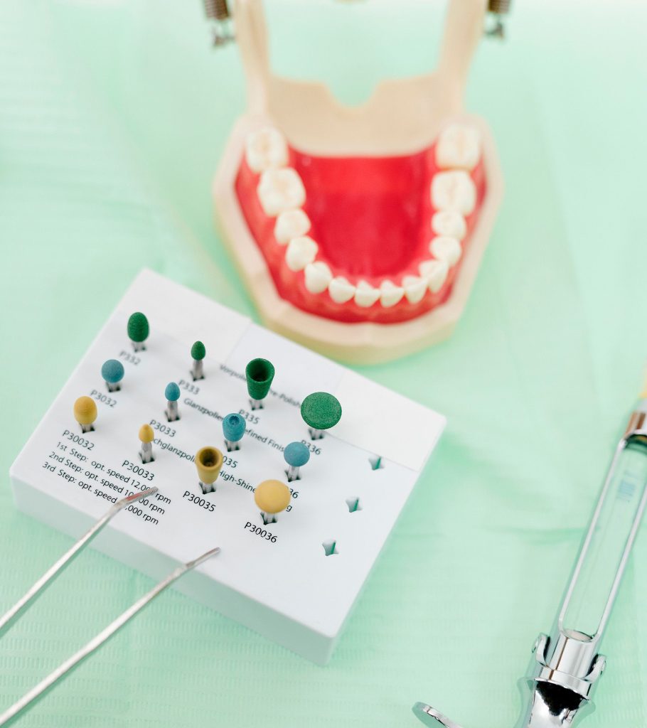 Fogászati implantáció – NyárFa Dent, Győr